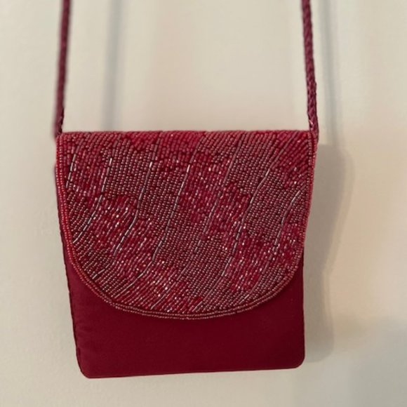 Handbags - Dark red beaded going out bag